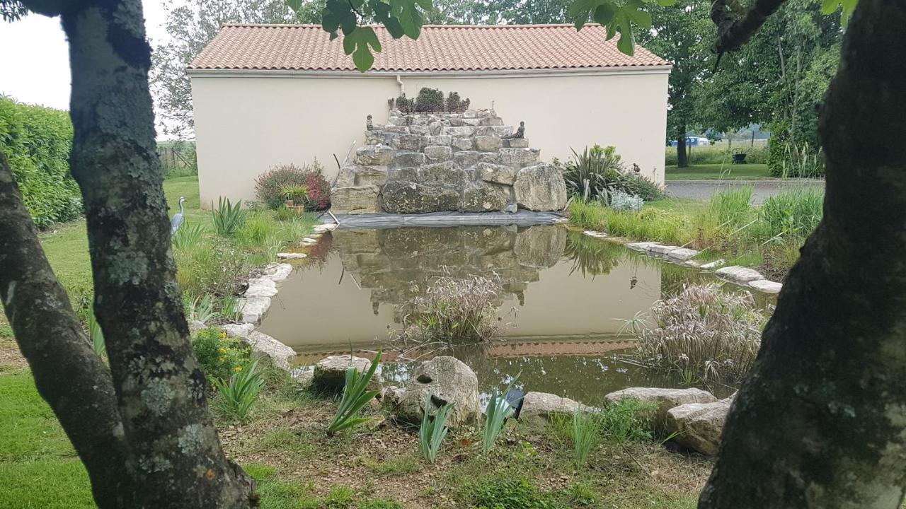 La Faye  Maison Calme Et Paisible מראה חיצוני תמונה